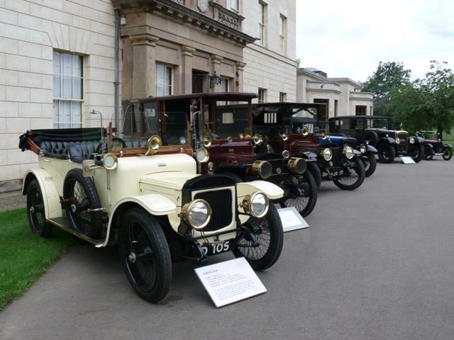 John Pochin's sleeve valve Daimlers lined up in front of Barkby Hall